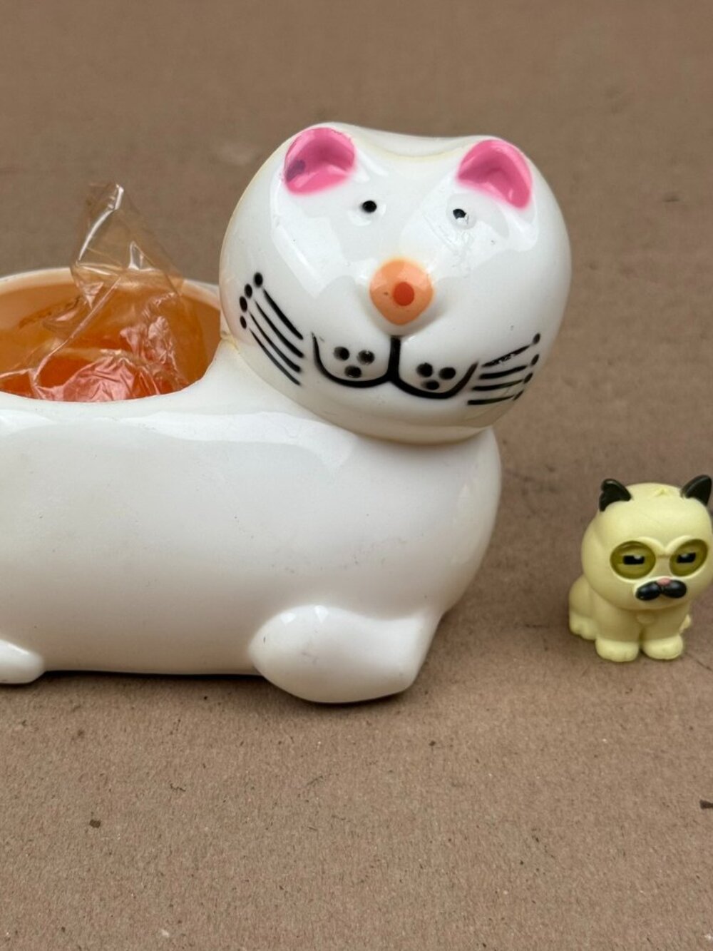 Disney Cat Ceramic Planter/Holder with Mini Figurine Set